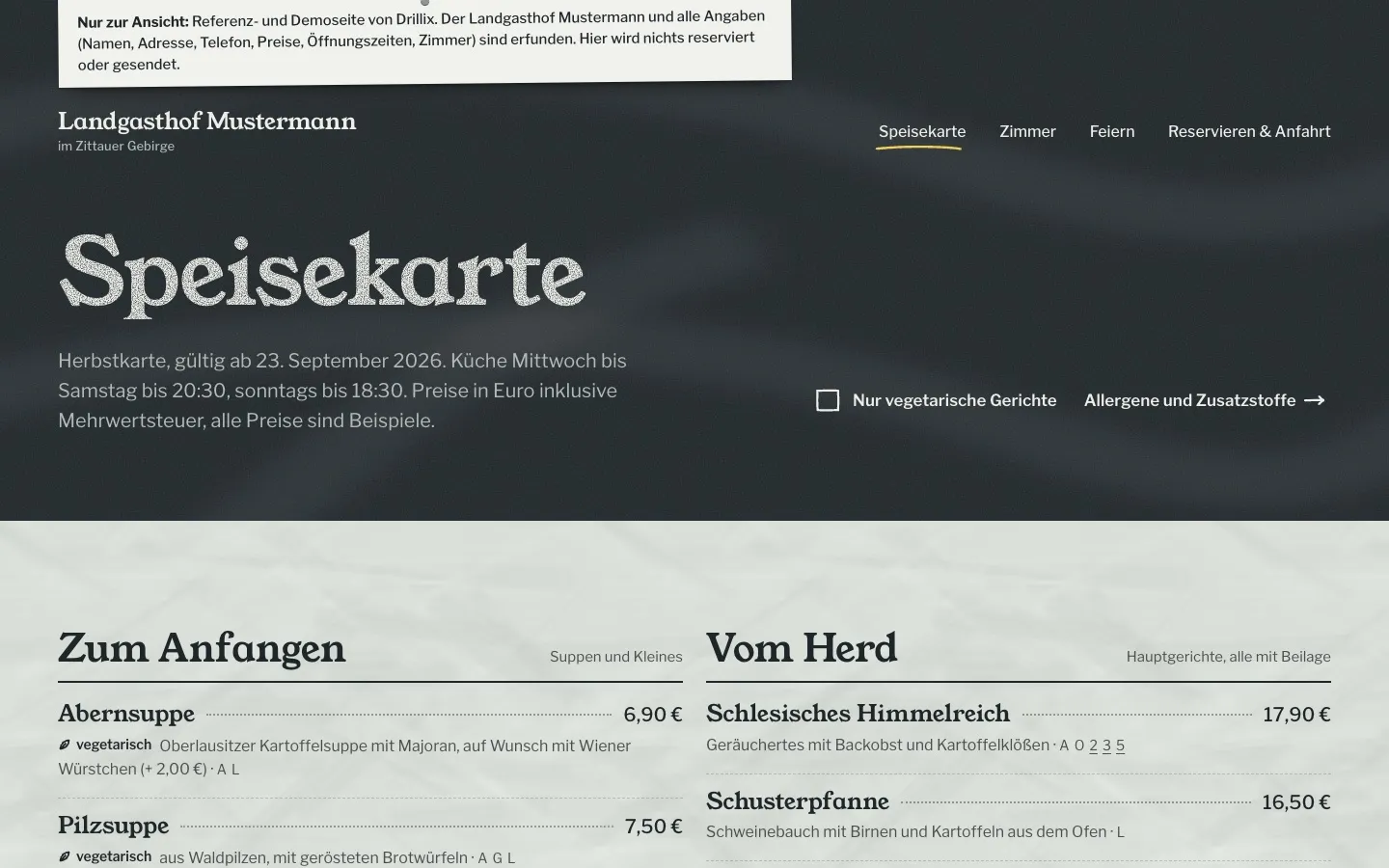 Speisekarte als Text: Herbstkarte mit Beispielpreisen und dem Filter „Nur vegetarische Gerichte“, darunter Suppen und Hauptgerichte mit Allergen-Kürzeln.